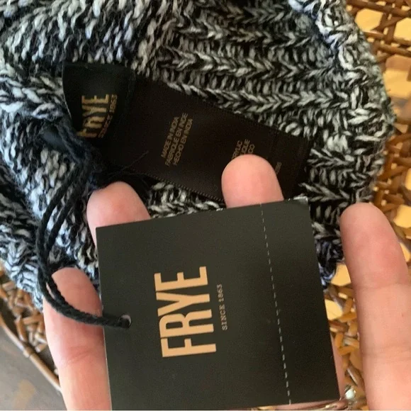 FRYE | NWT Black Charcoal White Marled Beanie with Pom Pom OS - Picture 11 of 15